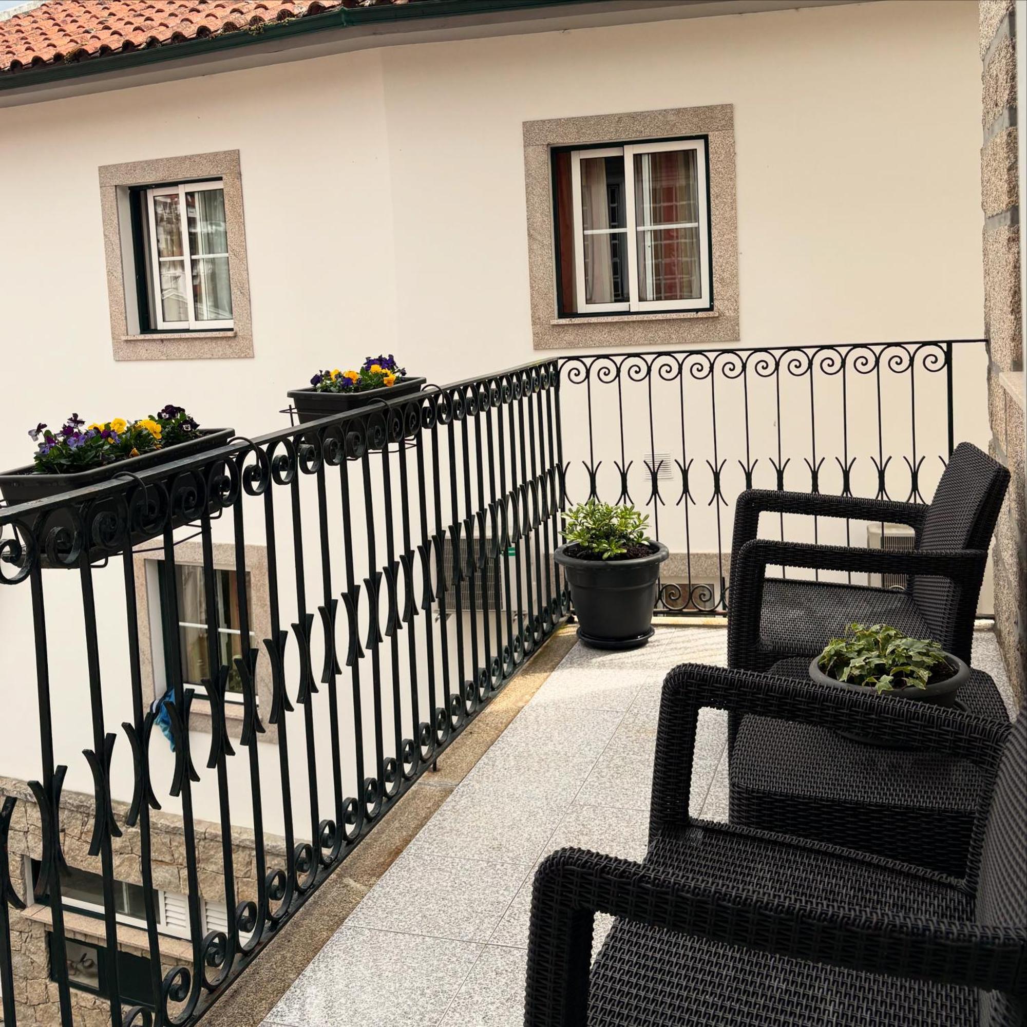 Отель Residencial Sao Jose E Residencial Aguas Santas Термаш-де-Сан-Педру-ду-Сул Экстерьер фото